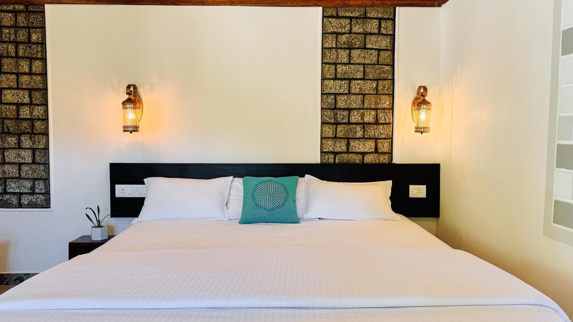 Calm Shack - 2 Bedroom-Boutique Farm Stay Munnar Exterior foto